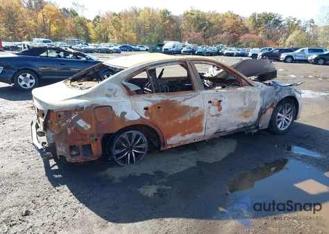 2015 Infiniti Q50 из США, поврежденный, VIN JN1BV7AR8FM423820